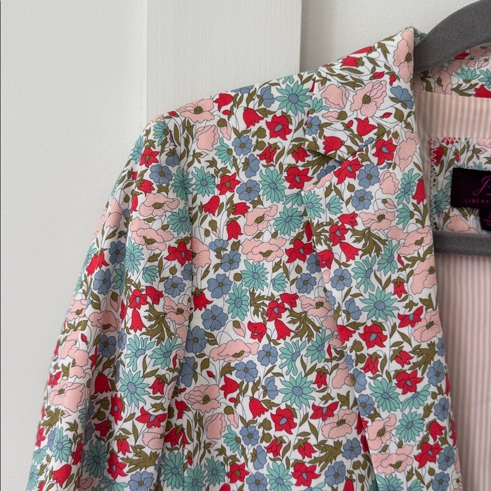 J Crew Campbell Blazer in Liberty Floral Fabric Size 2 - Picture 4 of 10
